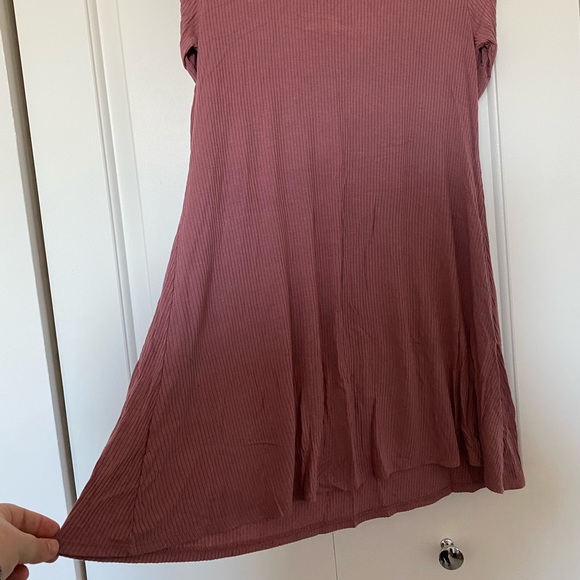 🎉5/$30 - Blush long sleeve t-shirt dress - Picture 3 of 4